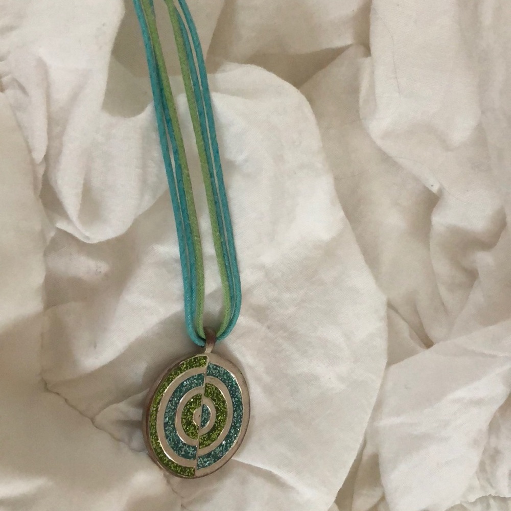 Swirl necklace